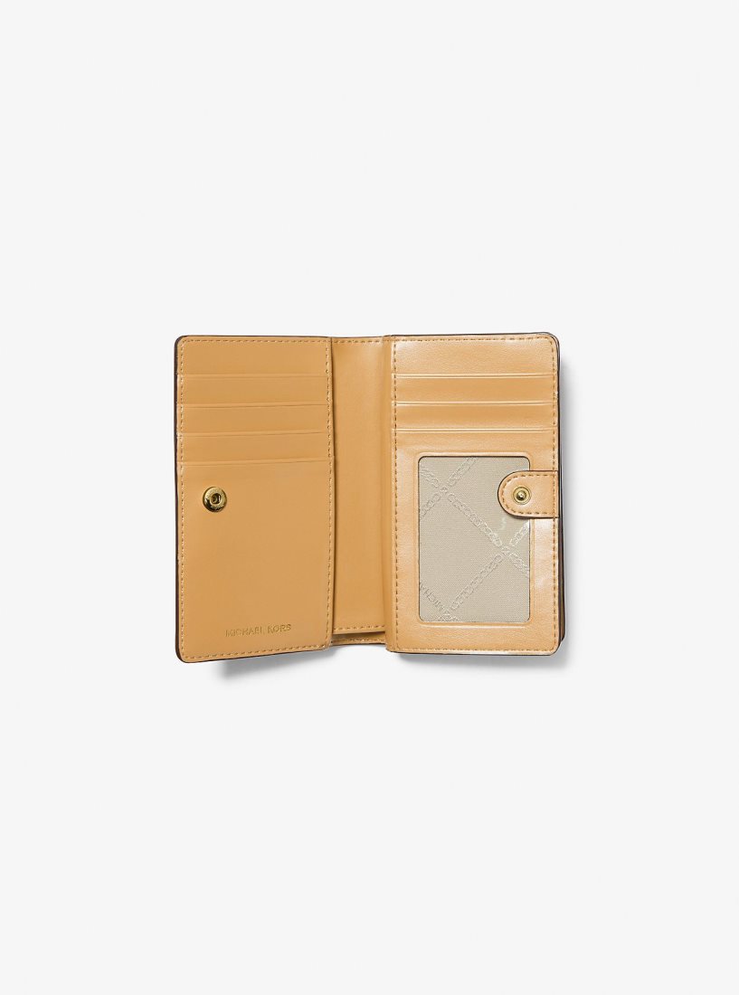 Michael Kors Empire Medium Crocodile Embossed Patent Leather Wallet Geldbörse Damen Pale Peanut | SERGKD974