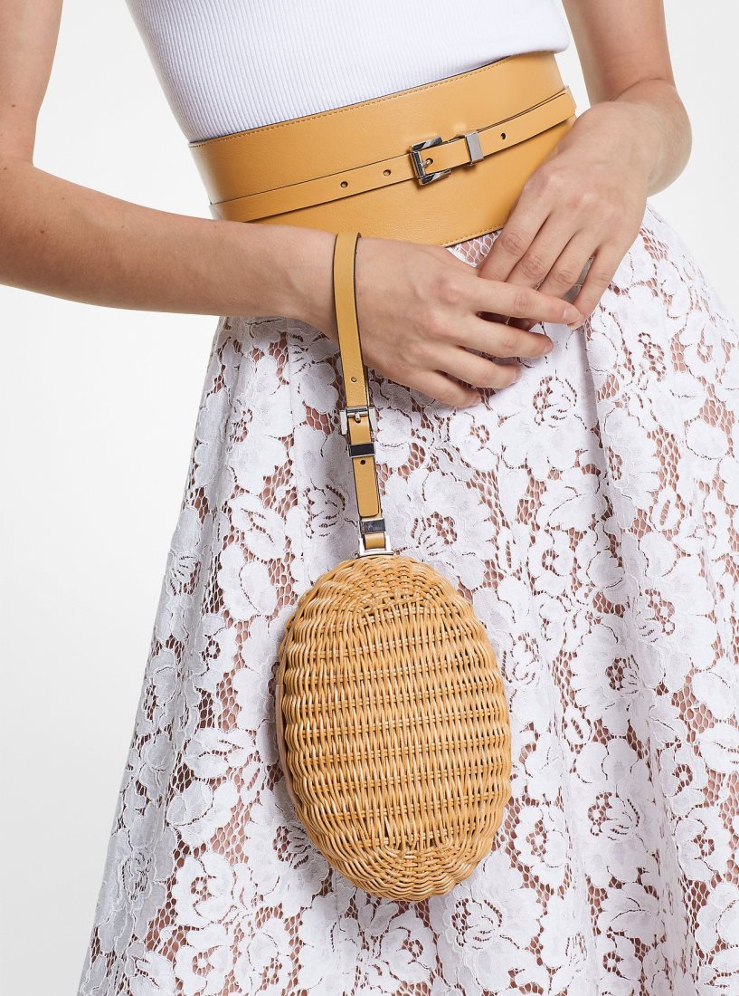 Michael Kors Gramercy Rattan and Leather Minaudiere Unterarmtasche-Taschen Damen Peanut | GAYORE185