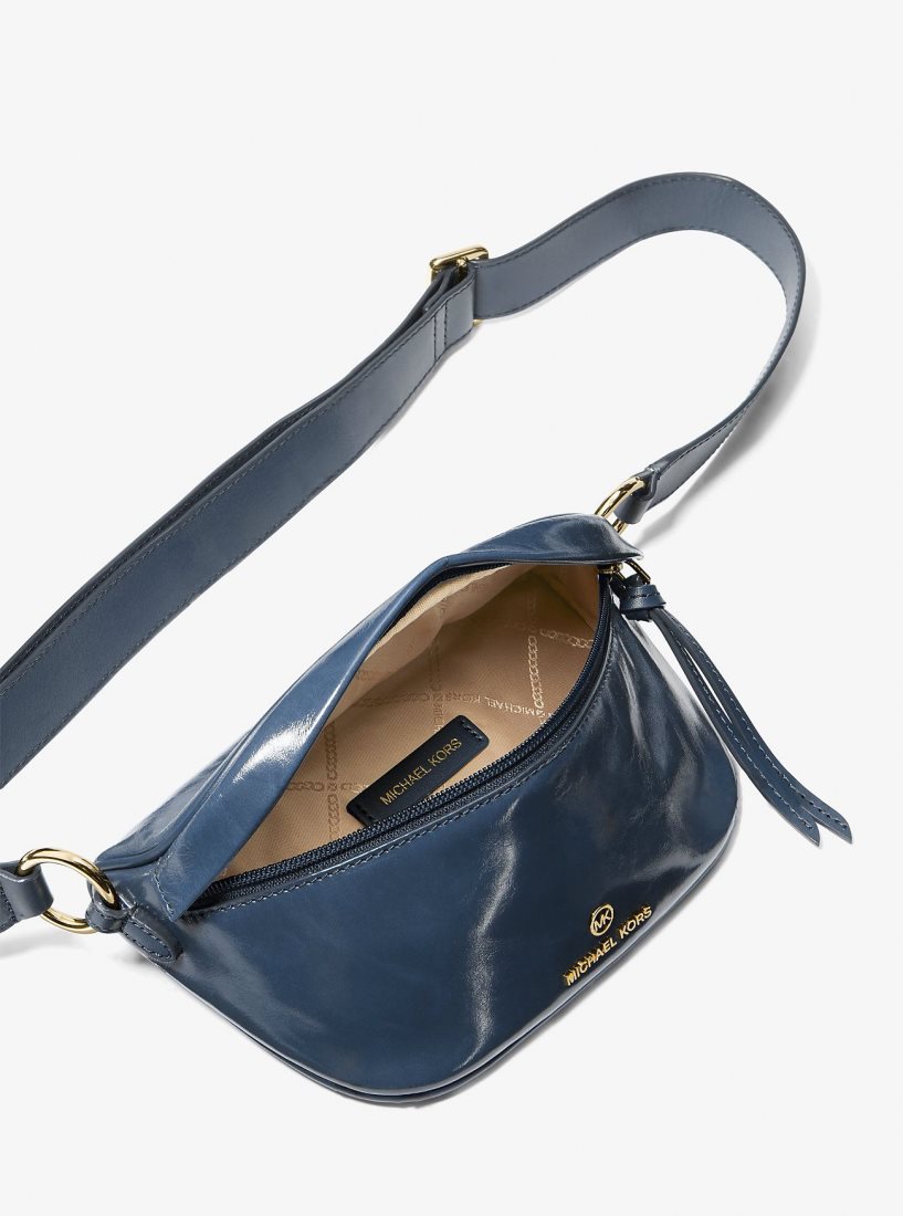 Michael Kors Slater Extra-Small Patent Leather Sling Pack Umhängetasche Damen Navy | YNZJDP560